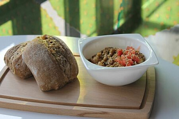 Груэлла с индейкой