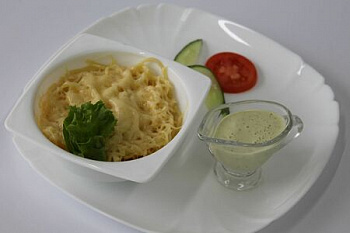 Спагетти с сыром и французским соусом
