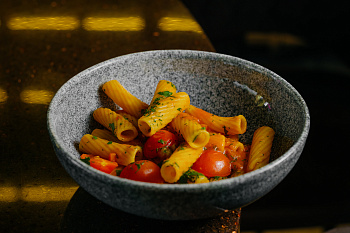 Тортильони с соусом арабьятта