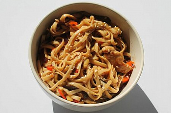 Вок с курицей