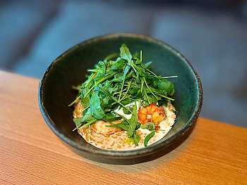 Булгур с креветками и страчателлой