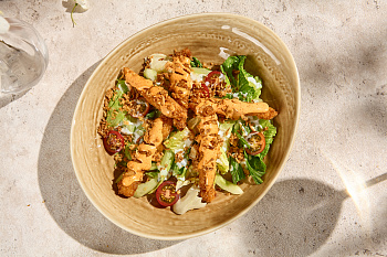 Салат с куриной грудкой «Хербс»